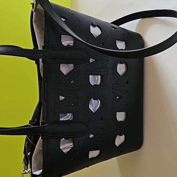 NWT Authentic Michael Kors Eliza open leather tote black🖤 - Picture 4 of 10